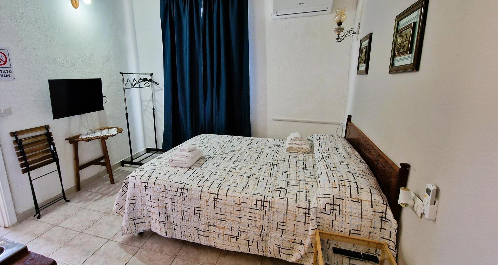 3 Mini Studios In Siniscola Bagian luar foto